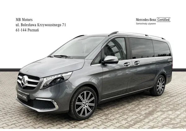 samochody osobowe Mercedes-Benz Klasa V cena 374900 przebieg: 39000, rok produkcji 2022 z Wleń